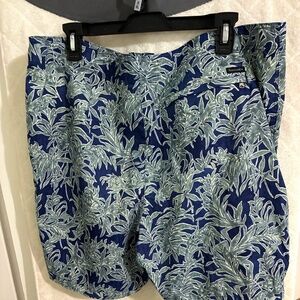 Abercrombie & Fitch Men's Blue Floral print Swim Trunks Size 38